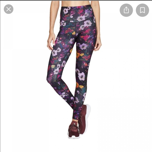 DONATED - Picture 1 of 8